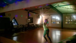 Zumba -Single ladies (Remix)  mit Moniete