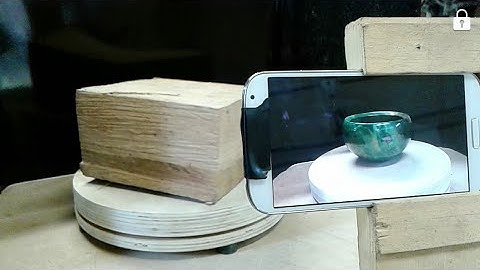 DIY Rotating Turntable Display from microwave motor.