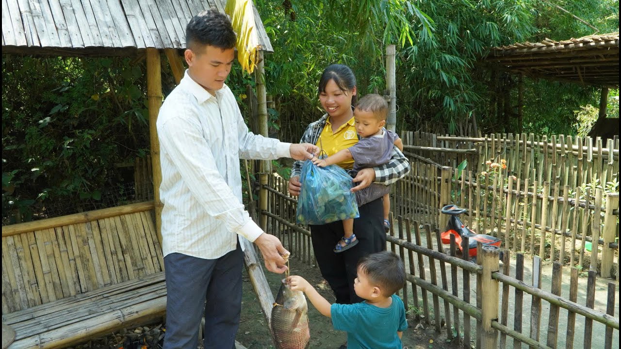 мать-одиночка - тяжелый день, но полный любви. подарок от доброго человека
