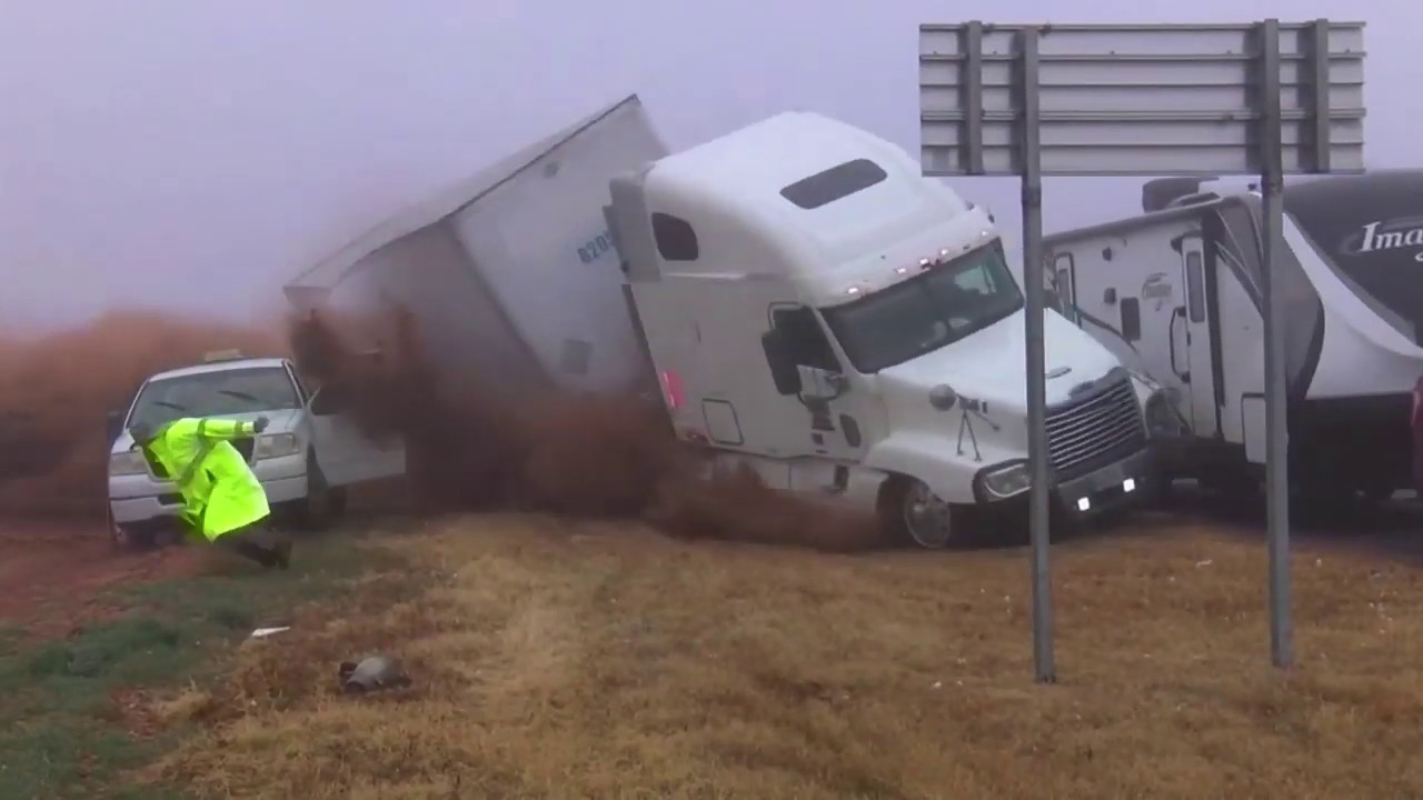 Dramatic video of truck losing control and crashing into another ...