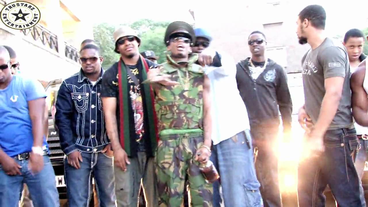 PINKY, DOT, NUTTY 'N' RAMONE - F**K GREY GANG (Music Video)