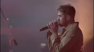 The Chainsmokers “Closer” ft. Halsey ( The Chainsmokers Stage Performance Yoshiki Clip )