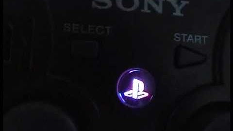 PS3 CONTROLLER PS BUTTON & LED CLOSE UP