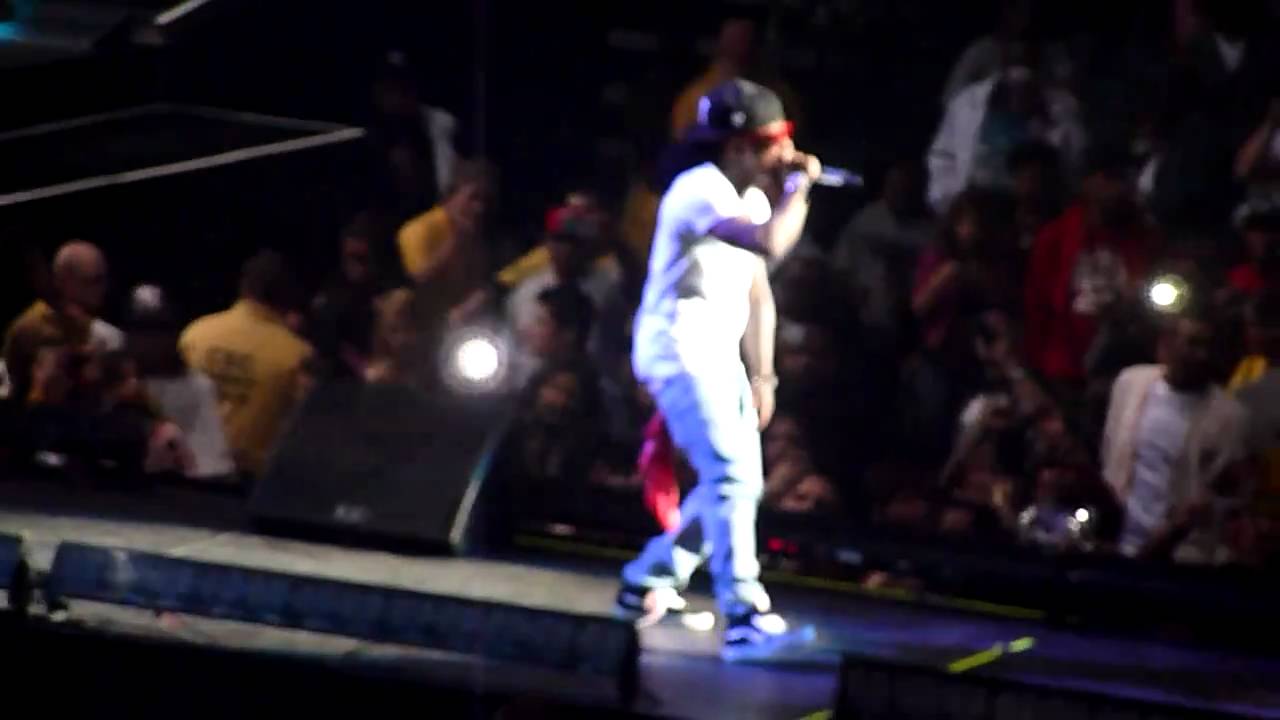 Lil Wayne - Look at me Now LIVE!! (3-19-11)