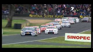 Bathurst 1000 2010 first lap and crash LIVE