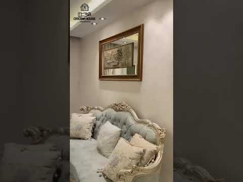 شقة للايجار المفروش في الدقي مساحة 180 متر مستويين 3 غرف