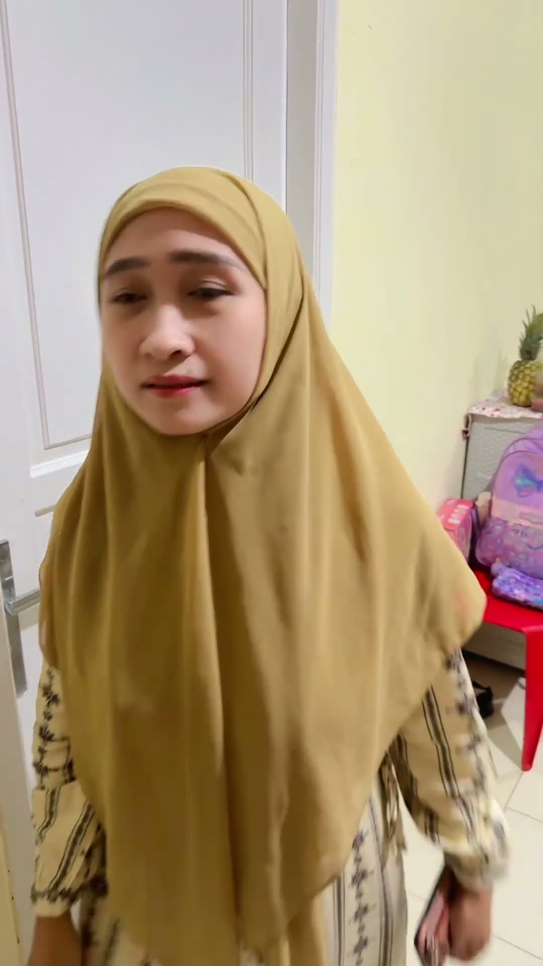 TAKUT ADA POCONG KETUK KETUK PINTU
