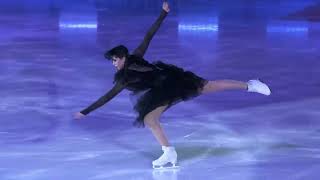 El baile de Merlina ( Wendnesday ) en hielo de Kamila Valieva