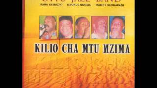 Ottu Jazz Band - Usichezee Chuma Cha Moto