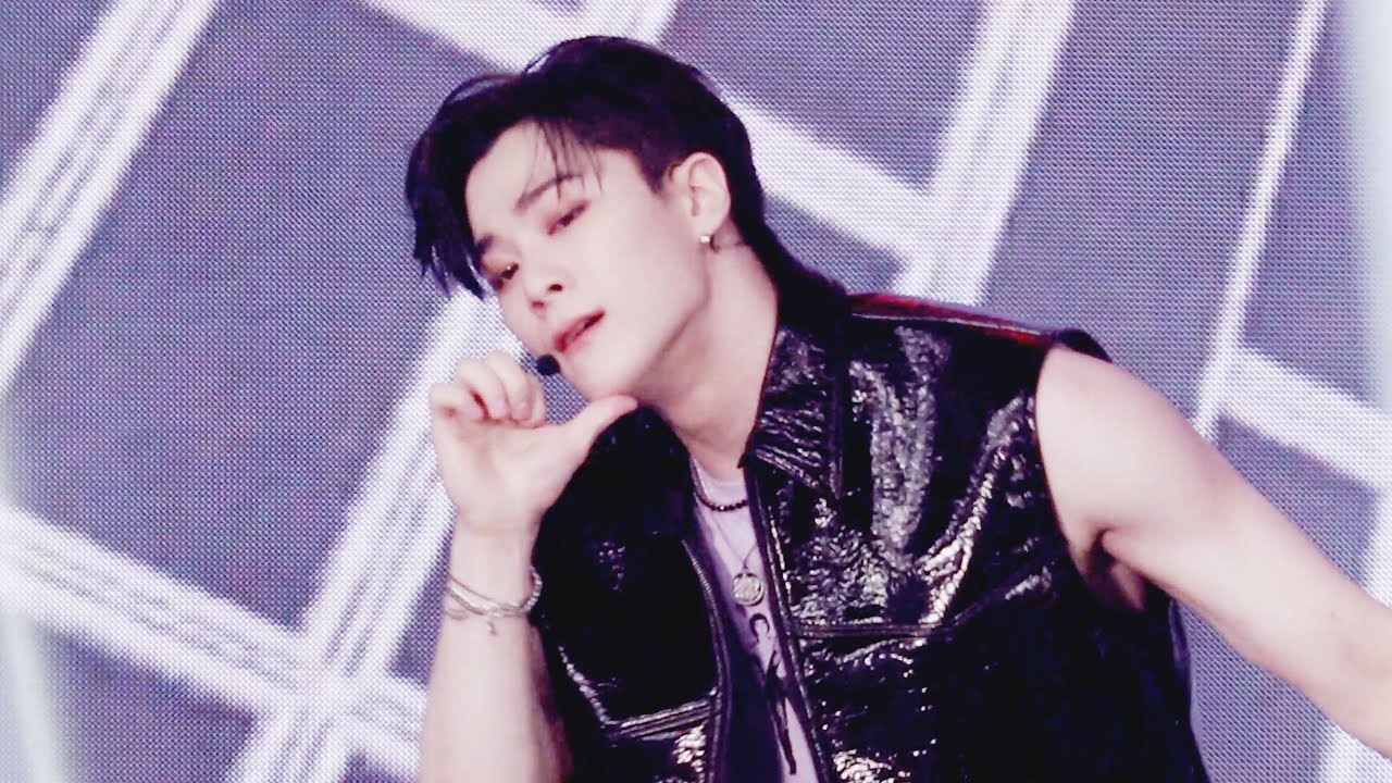 220409 아스트로 문빈 AAF 1회차 ONE 직캠