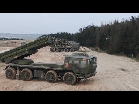 Армия Китая провела учения вокруг Тайваня