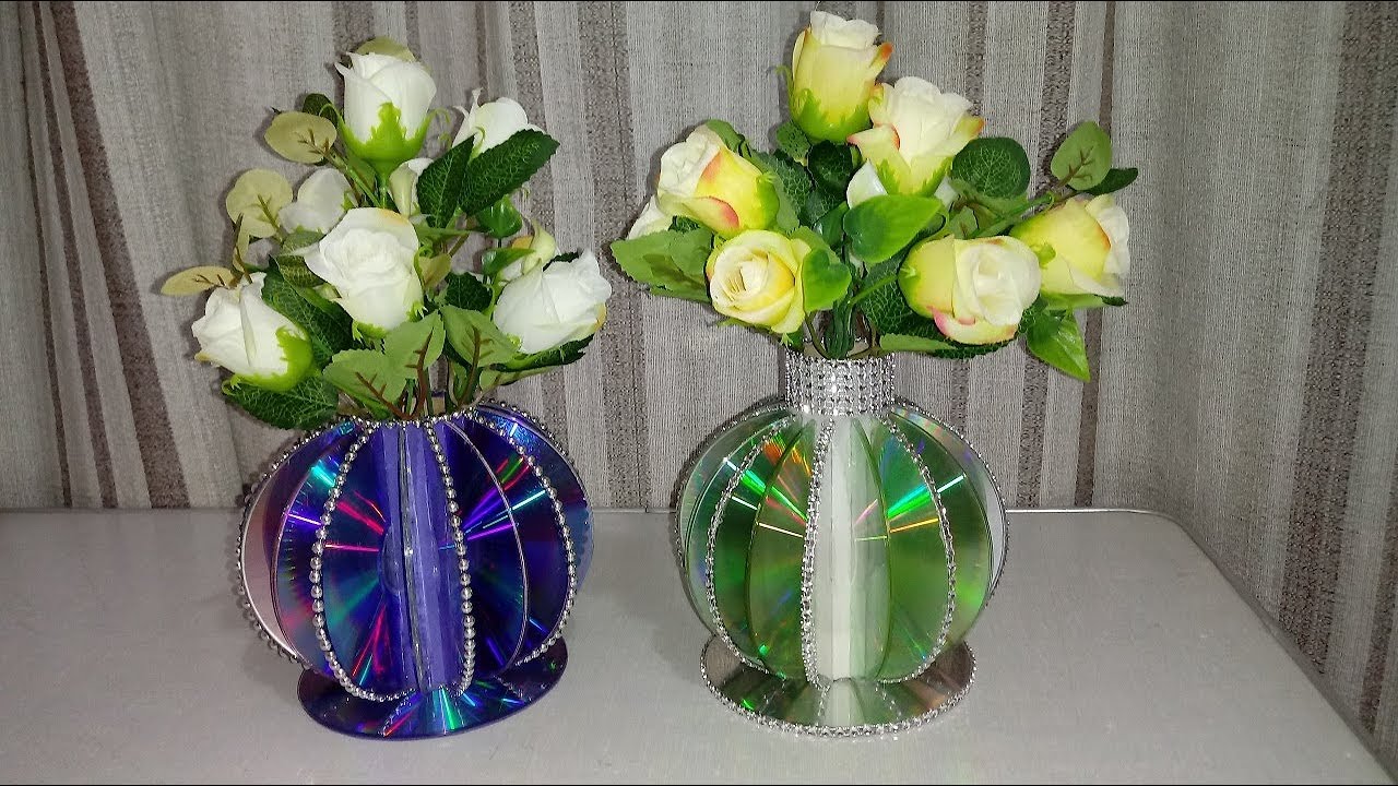 Como Fazer Jarro Com CDs e Rolo de Papel