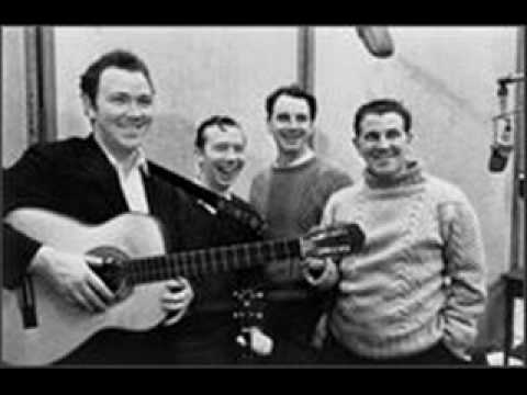 Clancy Brothers and Tommy Makem - Drunken Sailor