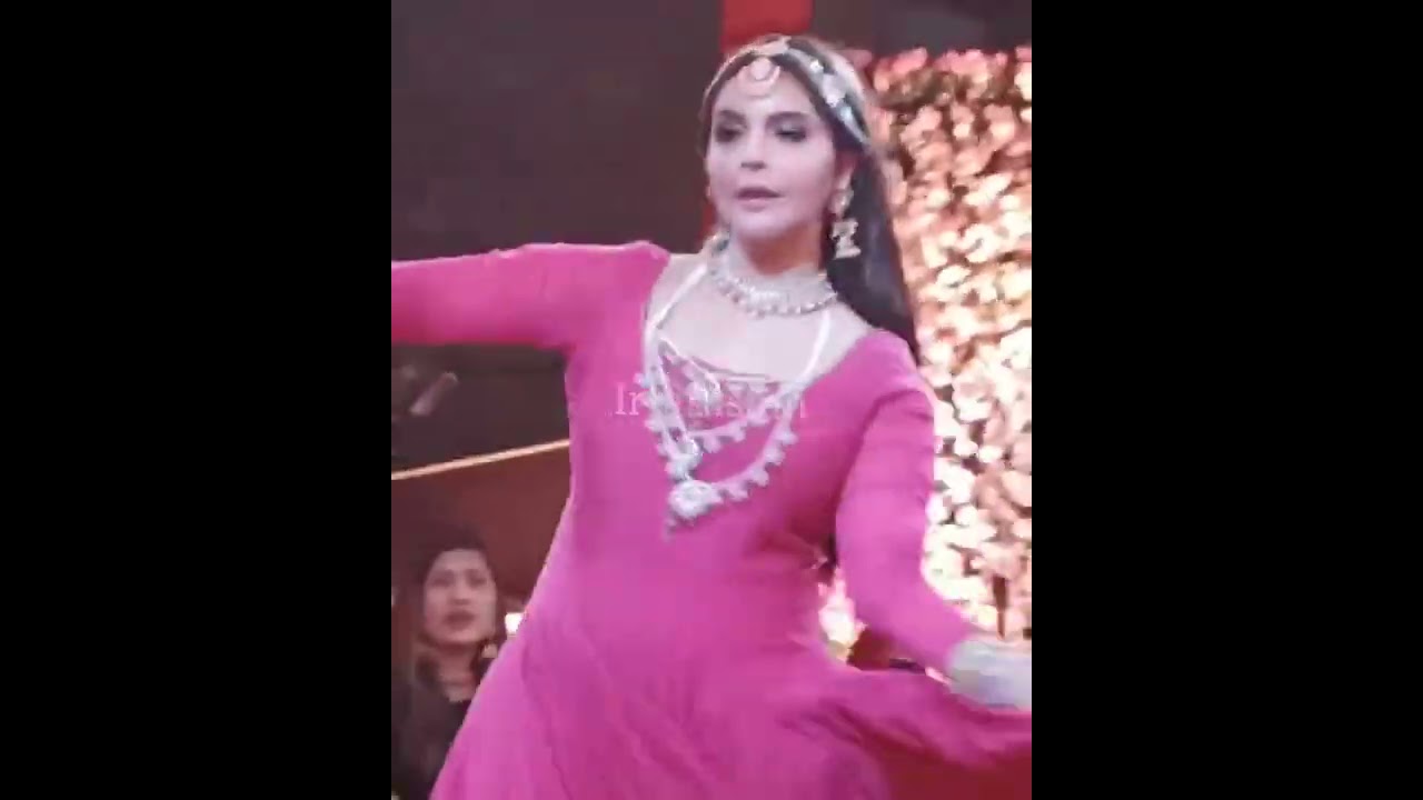 Nida Yasir Dance on Her Brother Wedding Good Morning Show Host Nida Yasir viral dance wedd