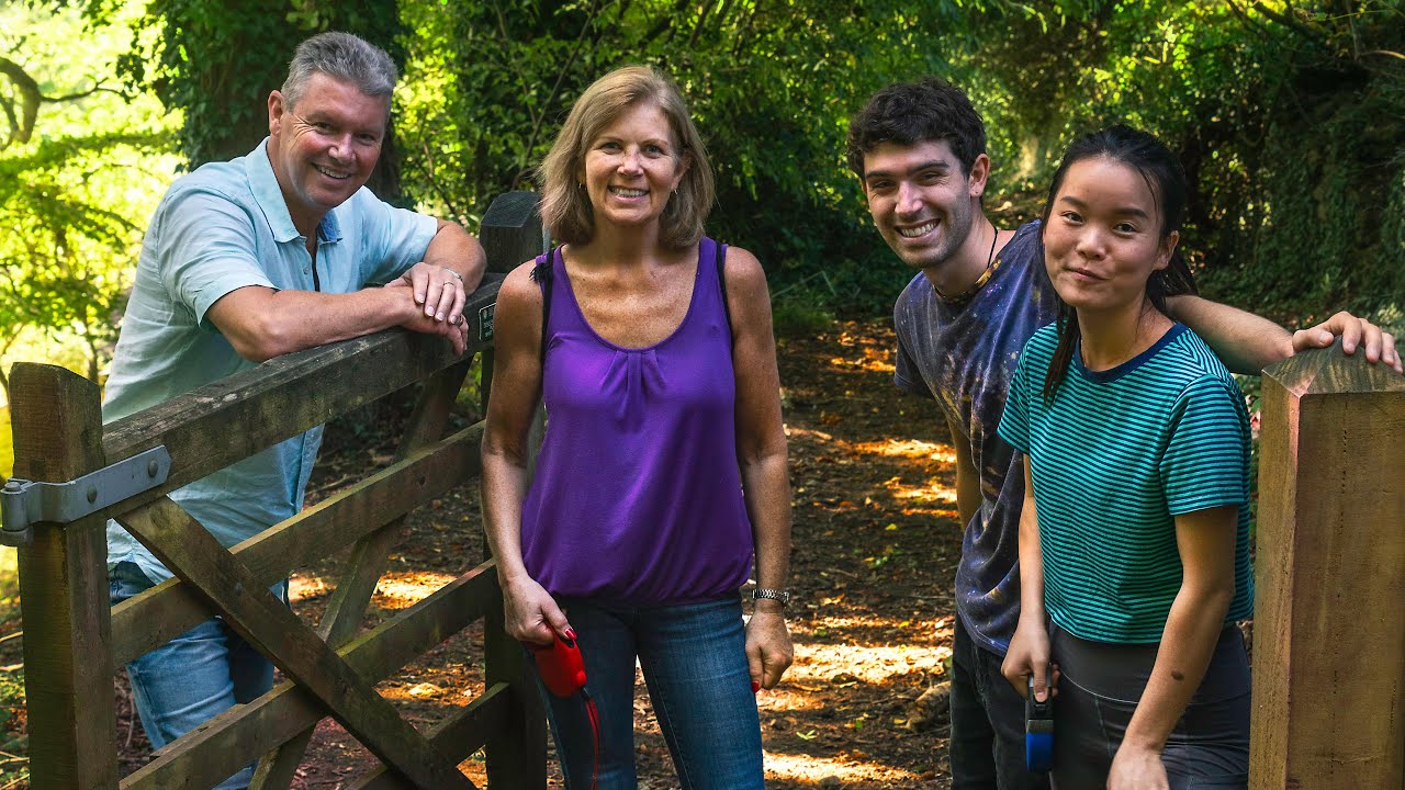 Beautiful woodland walk to a British pub with my parents