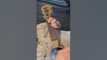 Strumming - 5 String Banjo Ukulele
