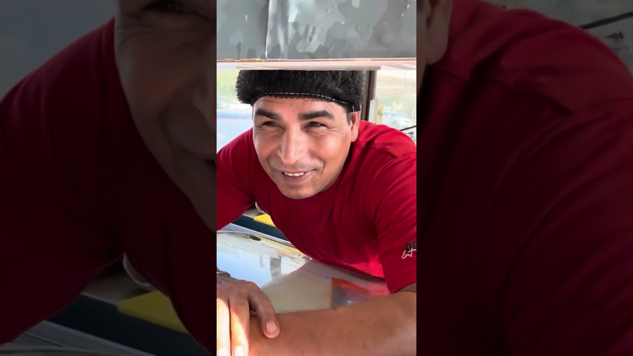 Dubai break time tea lovers 