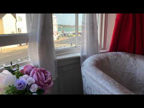 Beachcomber Guesthouse | Weymouth, United Kingdom | Hotel Review 🏨