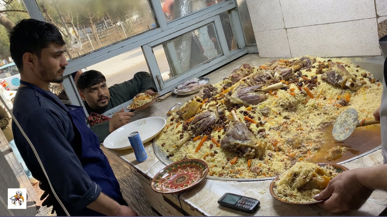 KABULI PULAO RECIPE | Giant 107 KG Afghan Meat Pulau Prepared | Street Food