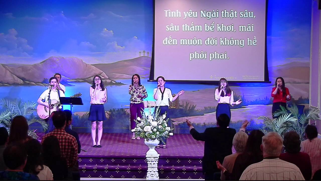 Tình Yêu Lớn Lao - Living God Church Worship 05-01-2016