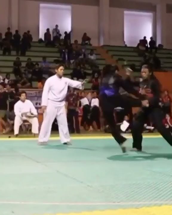 story wa pesilat terbaru || gelanggang hijau cewek cantik ngerii #SHORTS