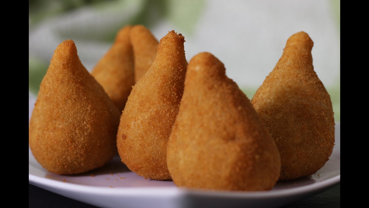 Brazylijska przekąska z Kurczaka Coxinhas