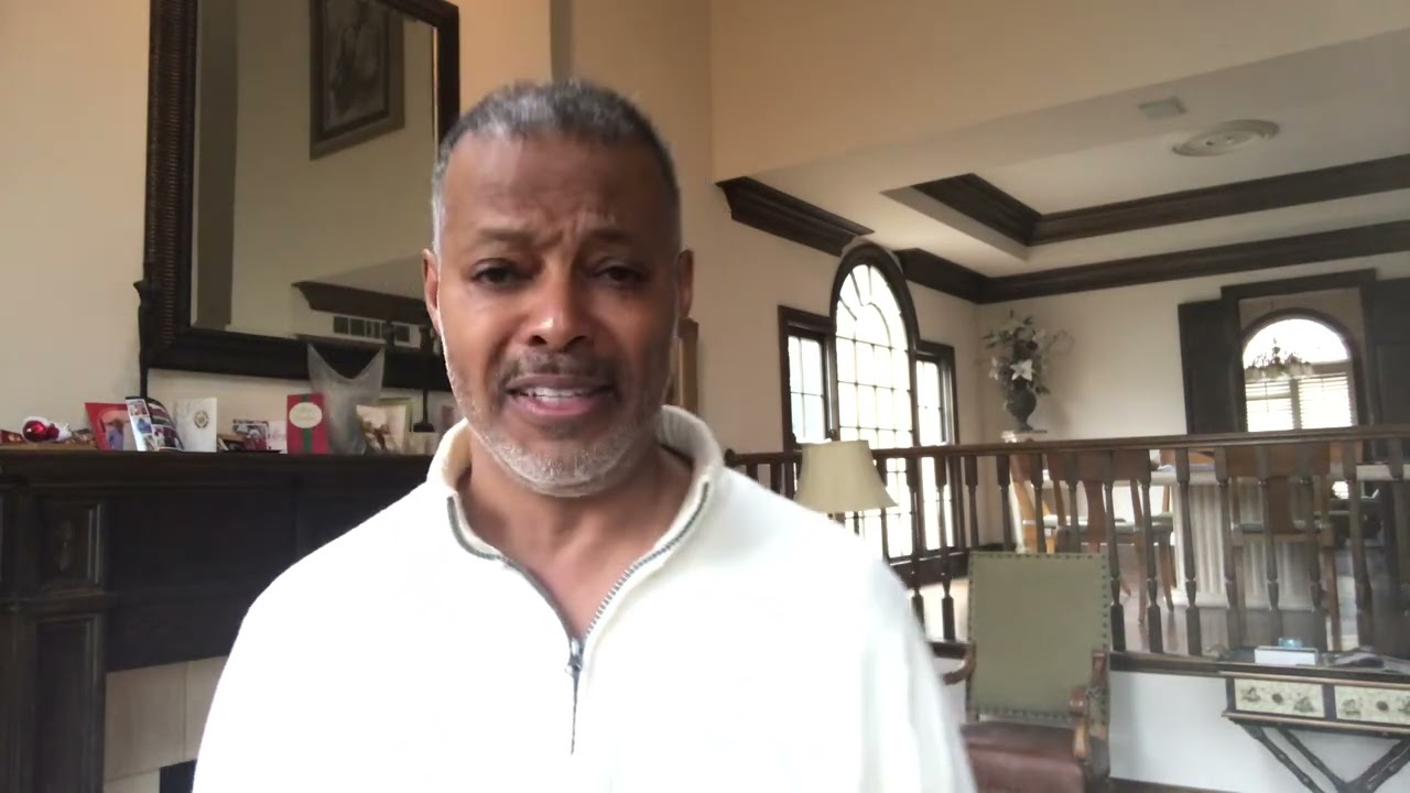 A Christmas Song ; He Can Sing!