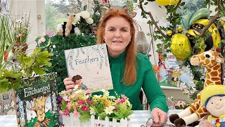 Sarah Ferguson reading Feathers by Karen Hendriks