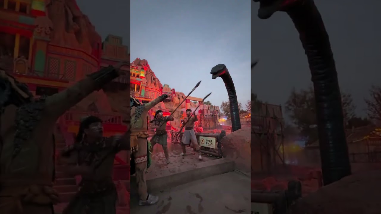 🐍Maya warriors taking on the giant snake at Beijing Happy Valley!  Soundslike an epic battle! 