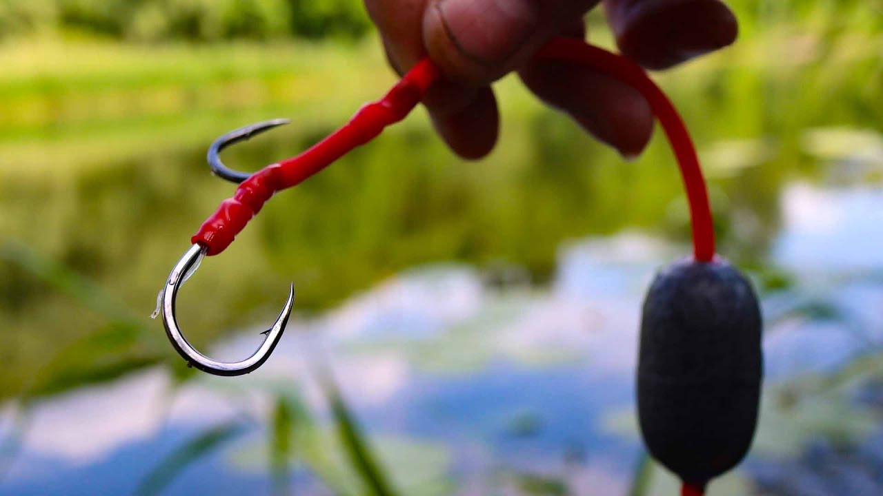 Tackle for Catfish with an underwater float for chicken liver