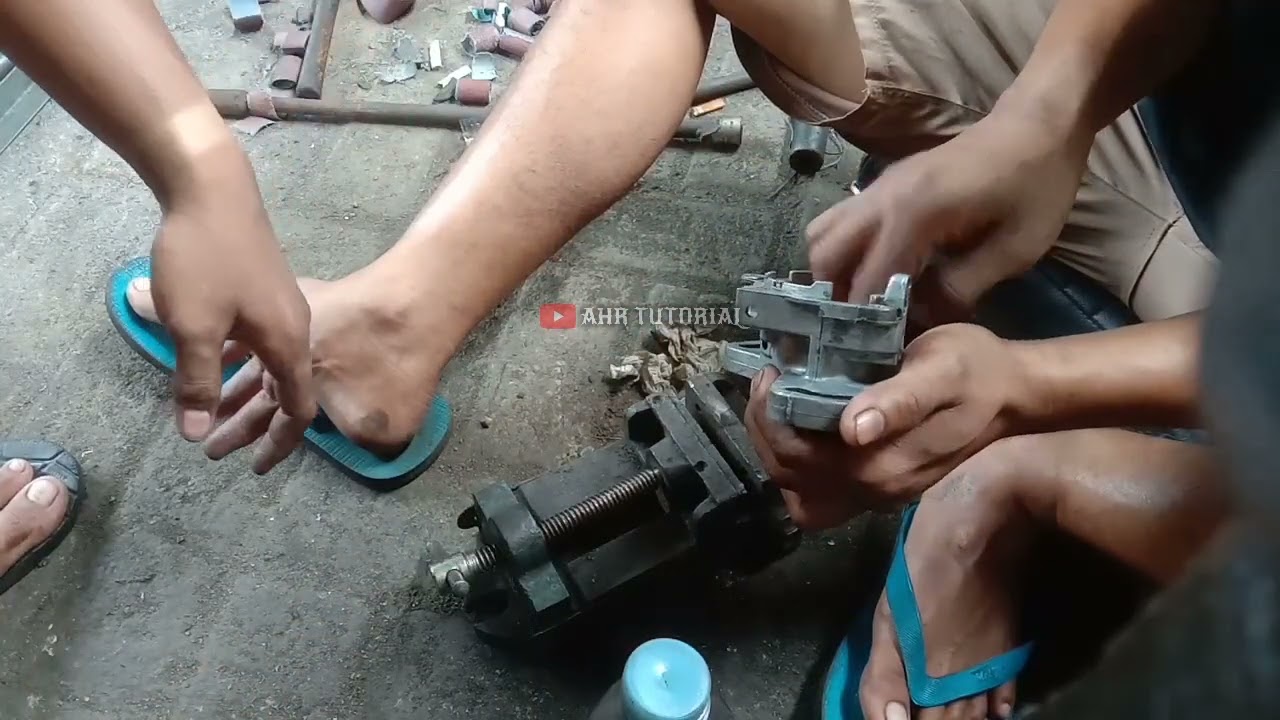 CARA GANTI SEAL DELCO TOYOTA STARLET