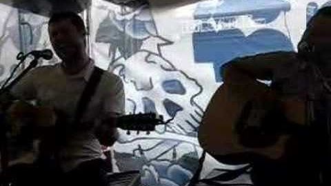 Straylight Run - A Slow Descent (Acoustic)