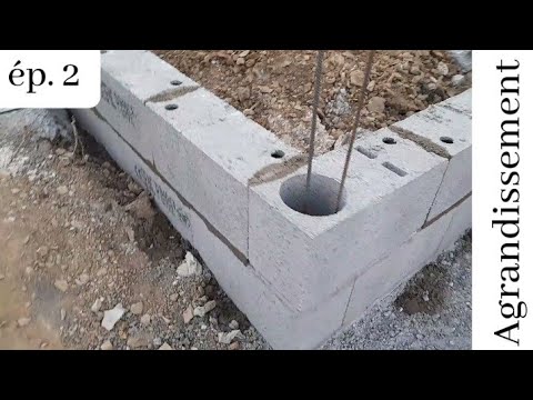 Vidéo: Puis-je utiliser des parpaings pour une fondation de hangar?