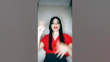 عندي كلب رايحه منوا 