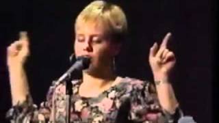 Edith Marquez - A veces 1989 (En Vivo)