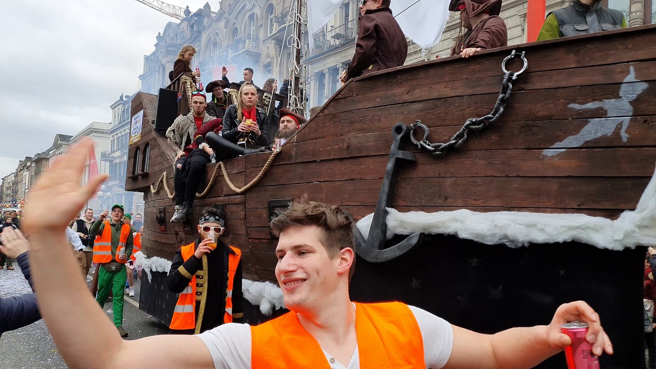 Wiesbaden er Fastnachtszug