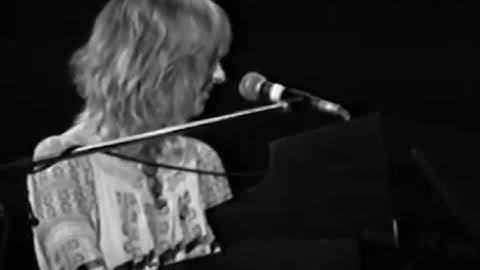Fleetwood Mac - Oh Well - 10/17/1975 - Capitol Theatre (Official)