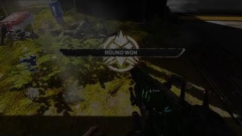 Apex Legends 1v3 with devotion