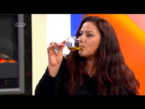 ავსტრალიელი და ესპანელი სომალიეები ქართულ ღვინოებს აფასებენ