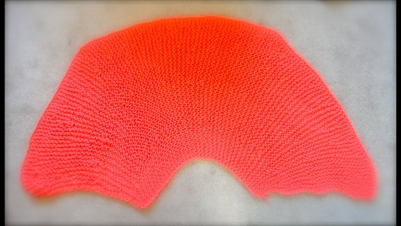 85. Teje Conmigo una capa redonda con vueltas cortas