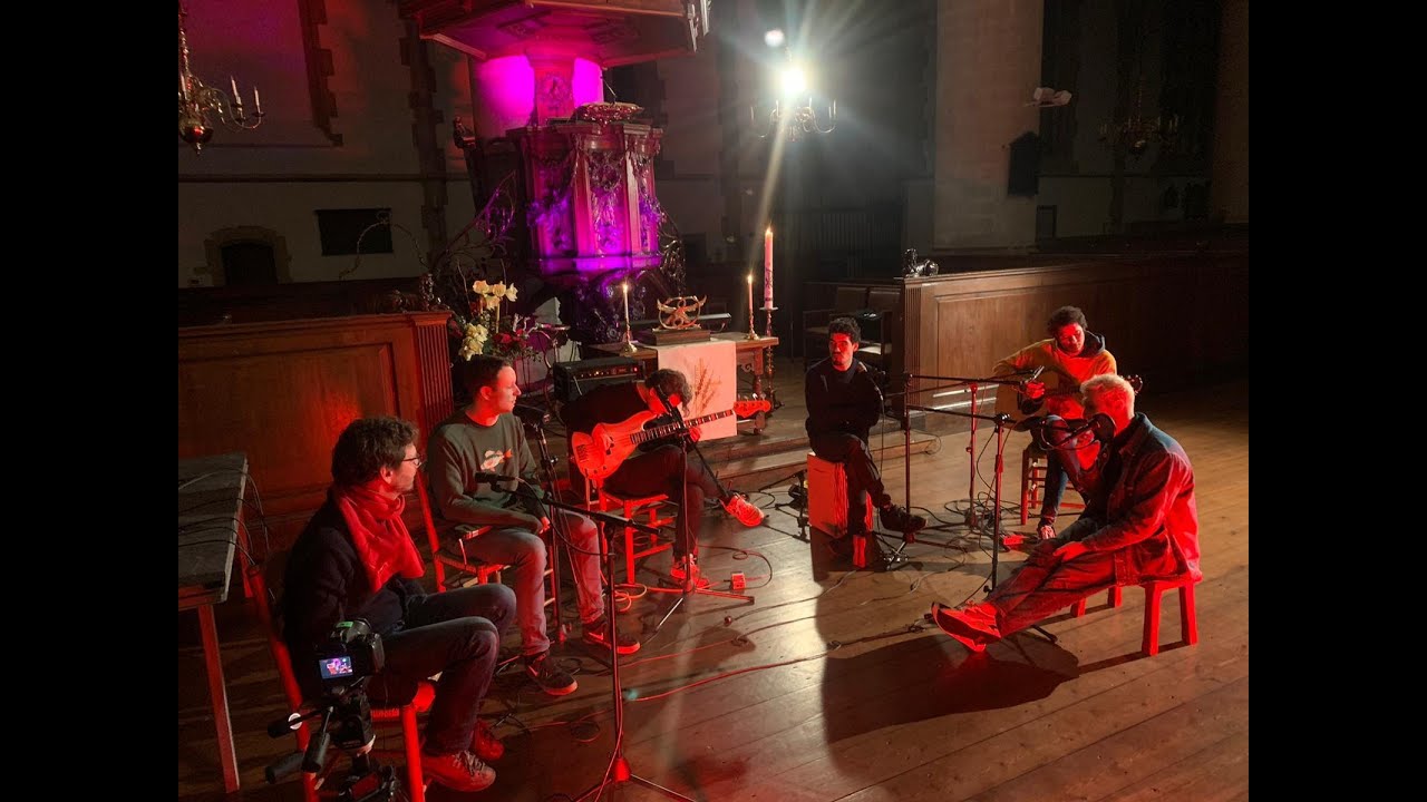 Stadsdominee Tom de Haan in gesprek met Chef'Special