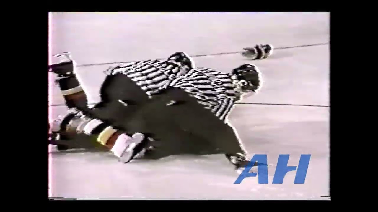 OHL Mar. 3, 1990 Owen Lessard,OS v Derek Morin,BEL Owen Sound Platers Belleville Bulls