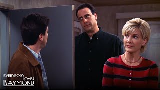 Download Lagu Ray Interrupts Robert’s Date | Everybody Loves Raymond MP3 Download Lagu Ray Interrupts Robert’s Date | Everybody Loves Raymond MP3
