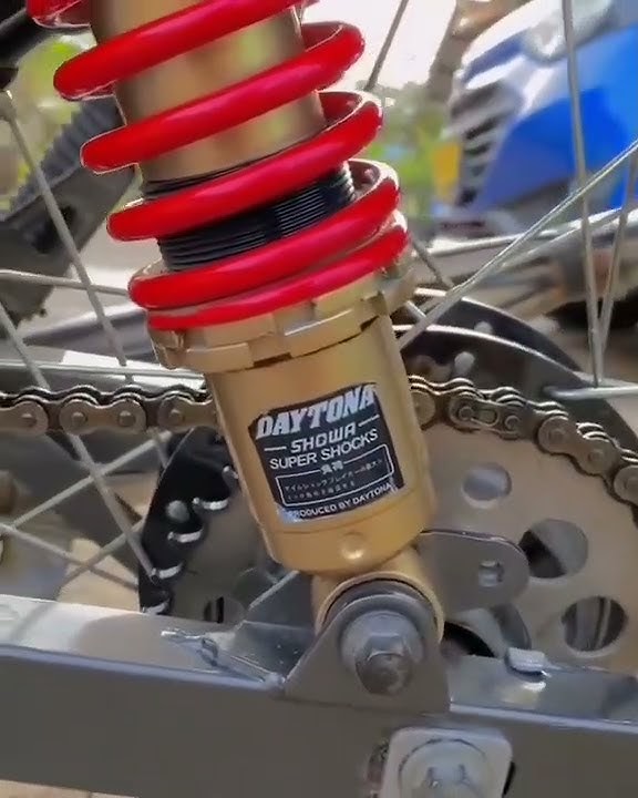 Cuma motor tua🔥 #2takindonesia #twostroke #status #storywa #statuswa #f1zr110 #f1zrmodifikasi