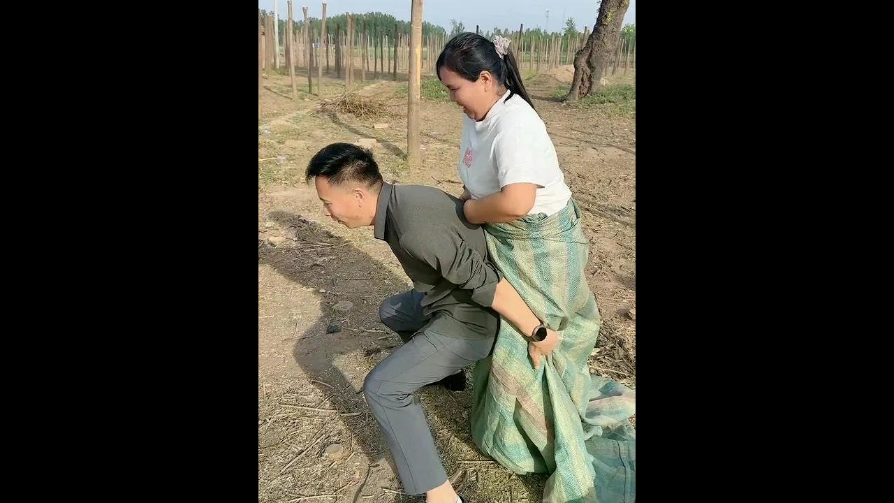 Why is the burlap bag so heavy today? 