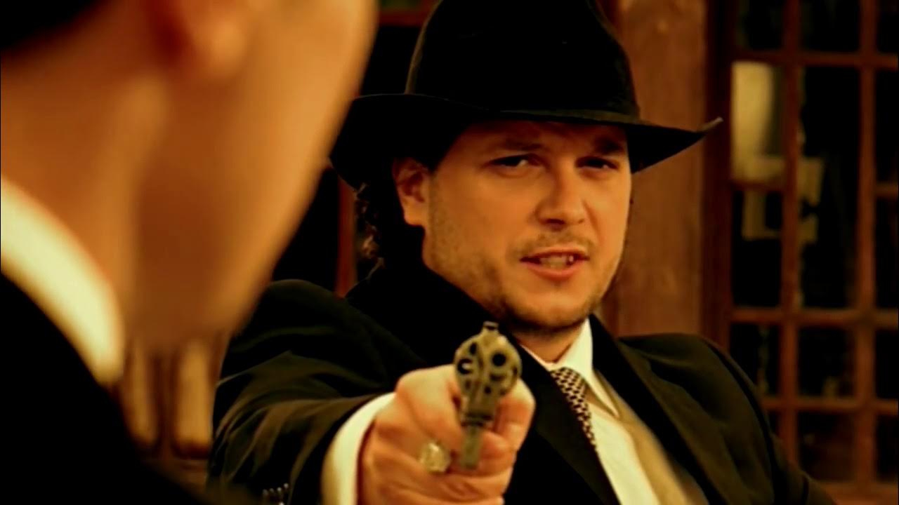 Ер адам кеуделі кондукторды трахает