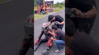 Download Lagu @akangmv cras🥺 saat latian balap cepat sembuh akang #shortvideo  #shorts #akangmv MP3