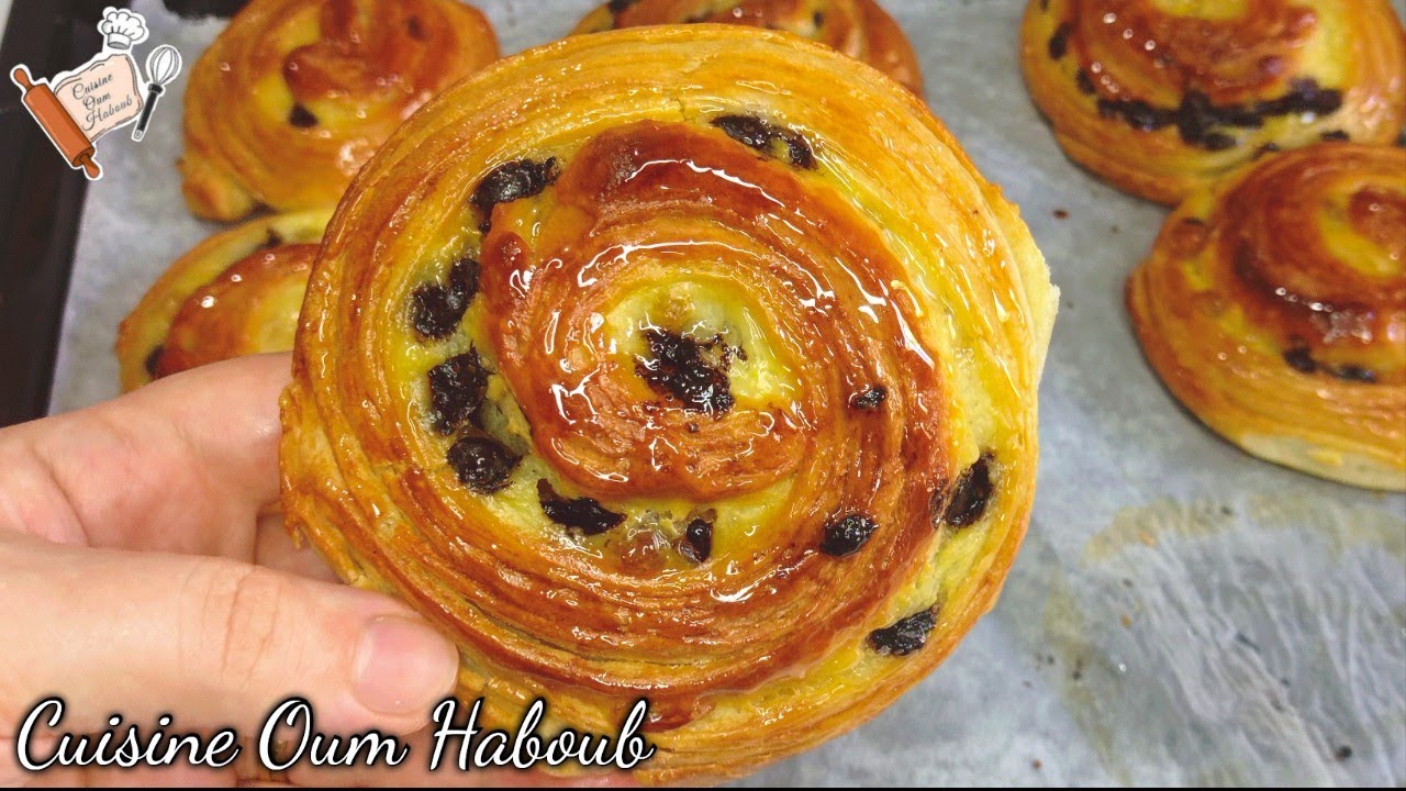 شنيك/ شنايك (بريوش بالكريمة) بدون عجين مورق وبدون زبدة توريق ينافس المحلات لمجة ساهلة للصغار schneck