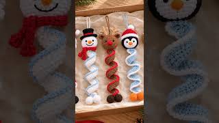 Crochet Spiral Christmas Ornaments 🎄 They Curl by Themselves! #crochet #christmasdecor #shorts
