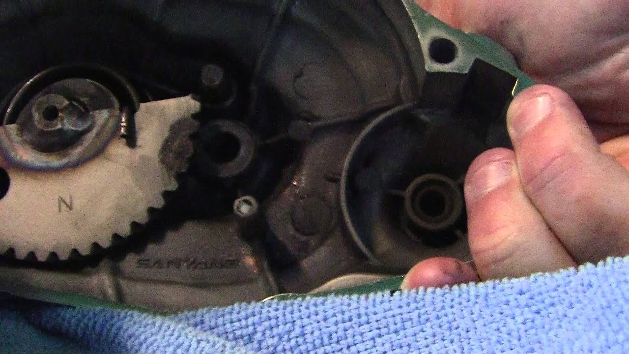 2 HOW TO FIX A JAMMED DIO ANY MOPED KICK STARTER OR 